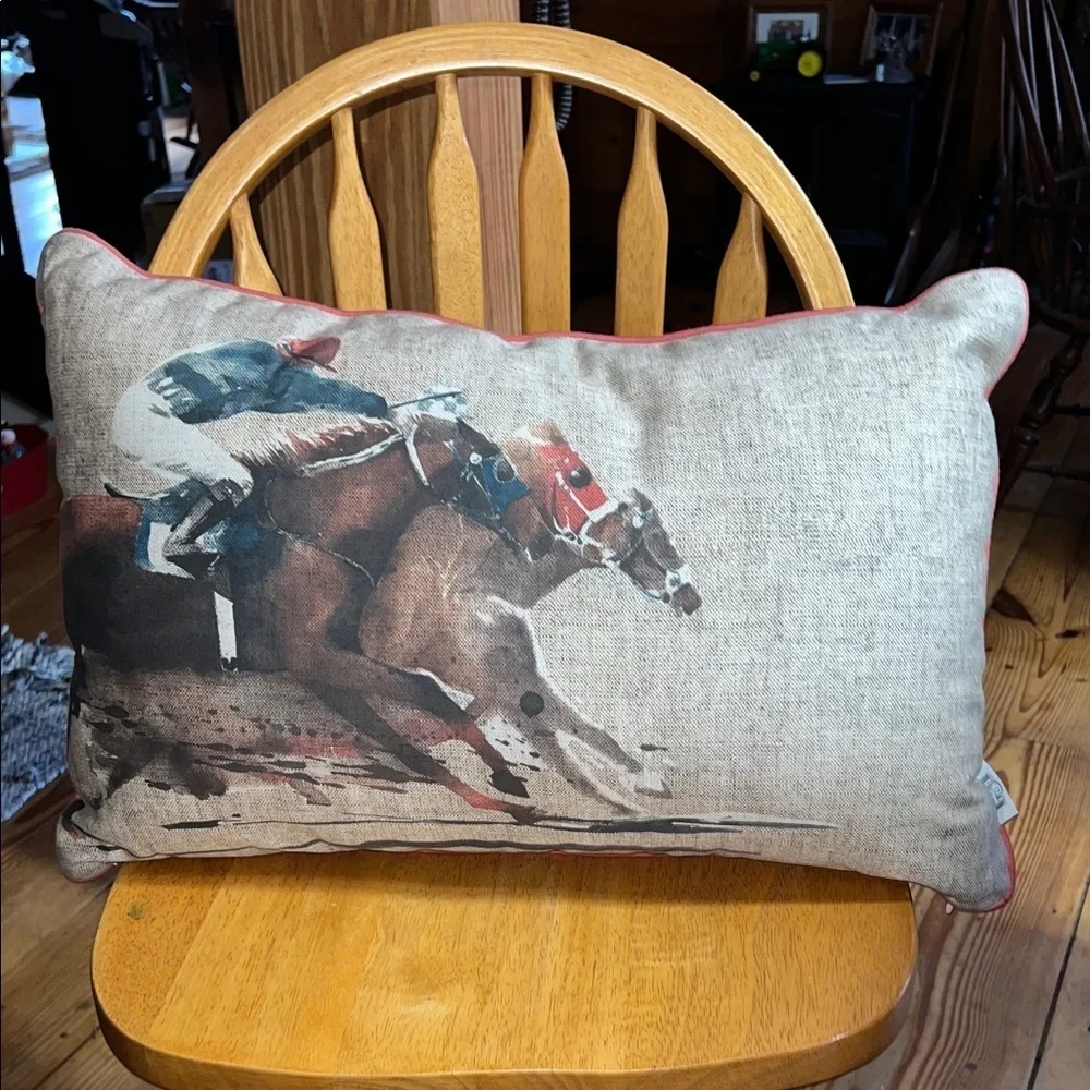 Brisa & Home decorative pillow